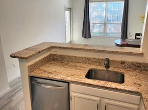 1521 Spring Gate Drive 10102, Mclean VA 22102