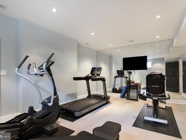 1823 Phelps Place NW, Washington DC 20008