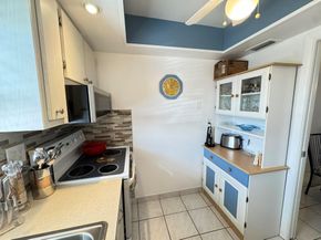 2822 Crosley Drive W E, West Palm Beach FL 33415