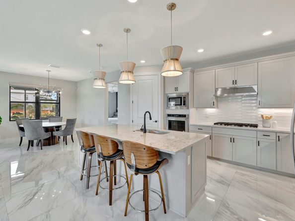 2644 Primrose Pl, Fort Lauderdale FL 33309