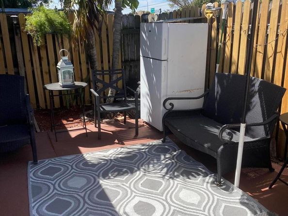 201 NW 7th Terrace, Pompano Beach FL 33060