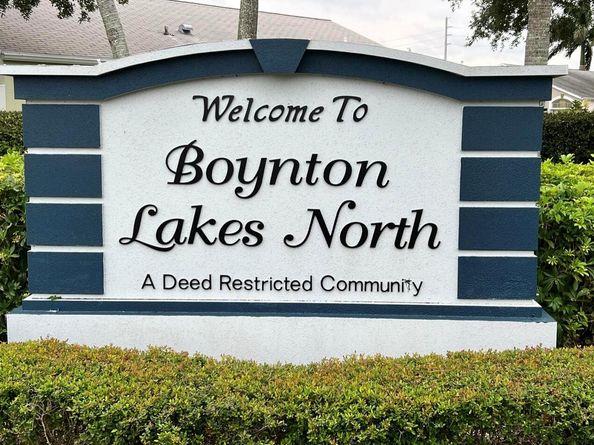11 Mayfield Way, Boynton Beach FL 33426