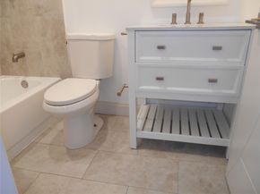 410 Freedom Ct 410, Deerfield Beach FL 33442