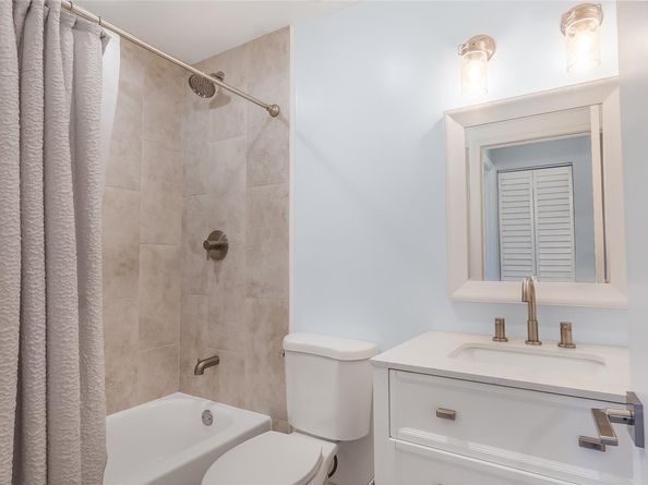 410 Freedom Ct 410, Deerfield Beach FL 33442