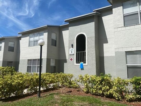 1401 Village Boulevard 221, West Palm Beach FL 33409