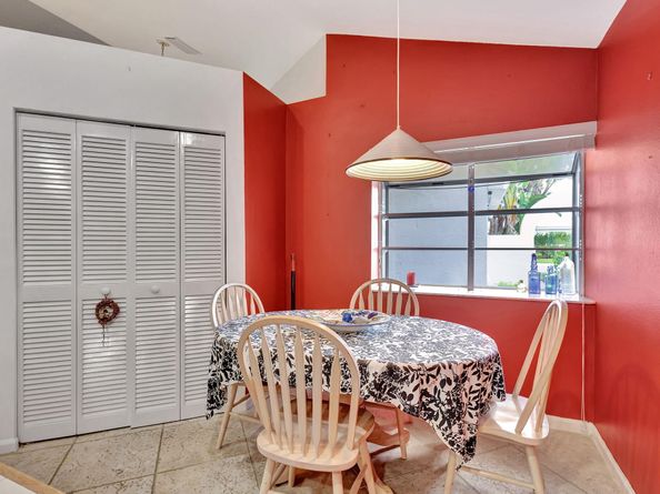 9158 Heathridge Drive, West Palm Beach FL 33411