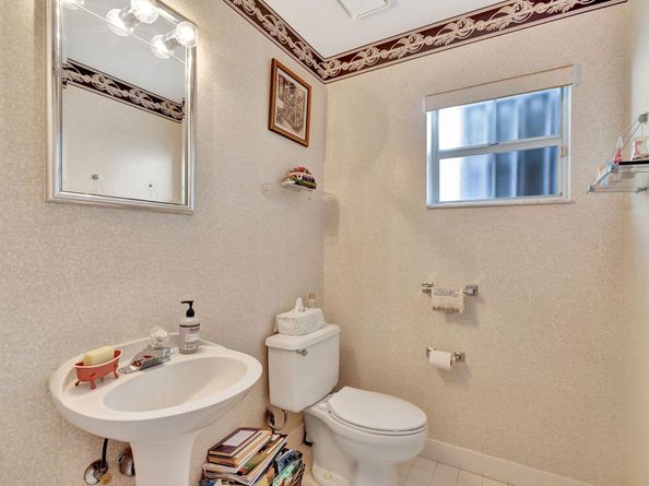 9158 Heathridge Drive, West Palm Beach FL 33411