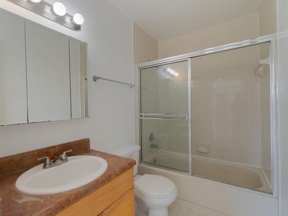 720 Meadows Circle 720, Boynton Beach FL 33436