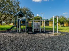 720 Meadows Circle 720, Boynton Beach FL 33436