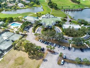 6690 Oakmont Way, West Palm Beach FL 33412