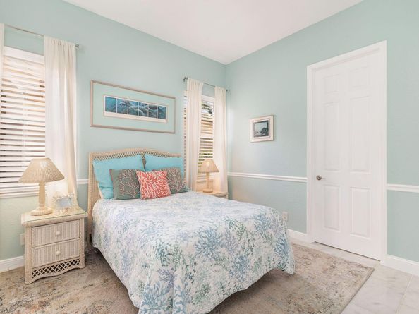 6690 Oakmont Way, West Palm Beach FL 33412