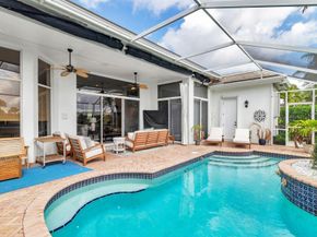 6690 Oakmont Way, West Palm Beach FL 33412