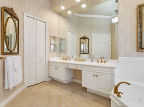 6690 Oakmont Way, West Palm Beach FL 33412