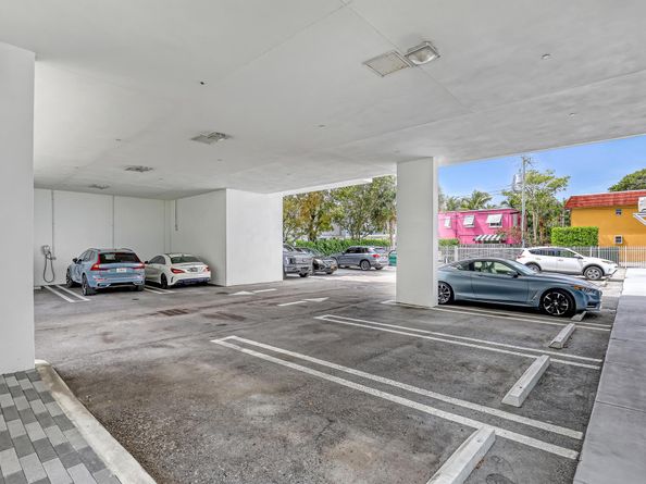 1 S Palmway 402, Lake Worth Beach FL 33460