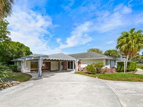 4705 Holly Drive, Palm Beach Gardens FL 33418
