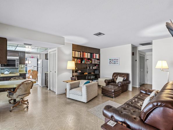 4705 Holly Drive, Palm Beach Gardens FL 33418
