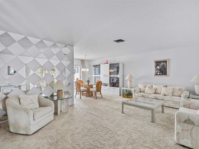 4705 Holly Drive, Palm Beach Gardens FL 33418