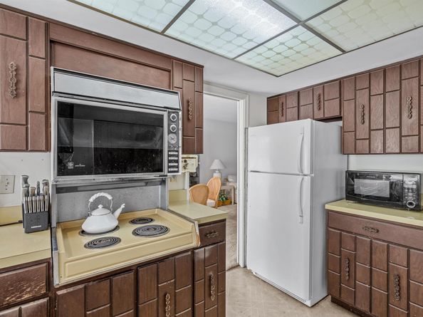 4705 Holly Drive, Palm Beach Gardens FL 33418