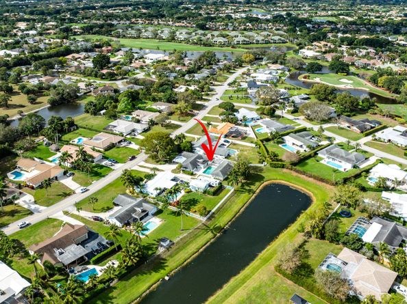 4705 Holly Drive, Palm Beach Gardens FL 33418