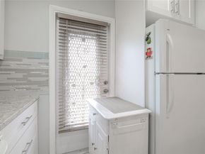 5071 W Oakland Park Blvd 209, Lauderdale Lakes FL 33313