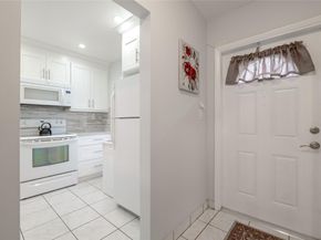 5071 W Oakland Park Blvd 209, Lauderdale Lakes FL 33313