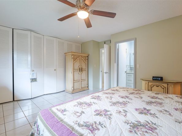 5071 W Oakland Park Blvd 209, Lauderdale Lakes FL 33313