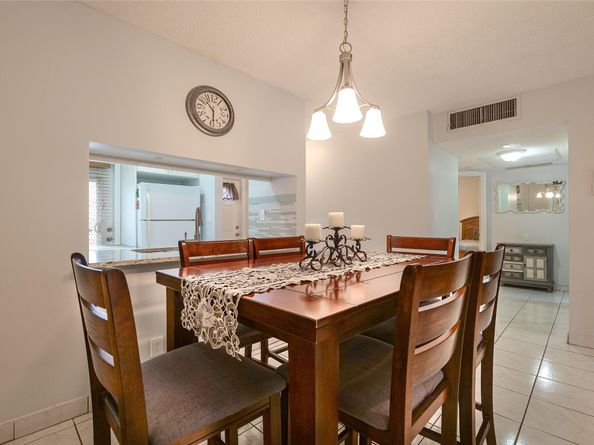 5071 W Oakland Park Blvd 209, Lauderdale Lakes FL 33313