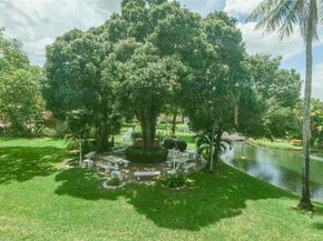 5071 W Oakland Park Blvd 209, Lauderdale Lakes FL 33313