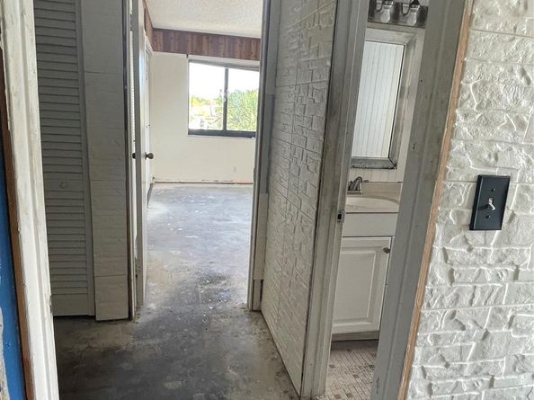 3720 N Pine Island Rd 436, Sunrise FL 33351