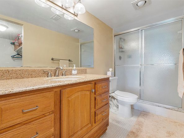 5530 NW 44th Street 216 C, Lauderhill FL 33319