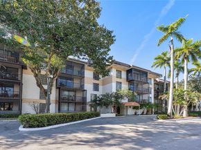 5530 NW 44th Street 216 C, Lauderhill FL 33319