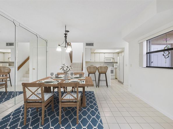4260 Village Dr C, Delray Beach FL 33445