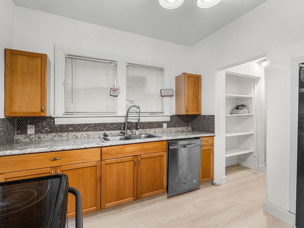 3906 Greenwood Avenue, West Palm Beach FL 33407
