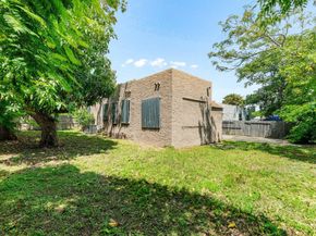 3906 Greenwood Avenue, West Palm Beach FL 33407