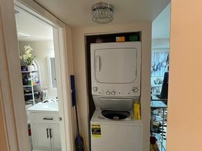 Undisclosed Address #F10516977, Coral Springs FL 33065