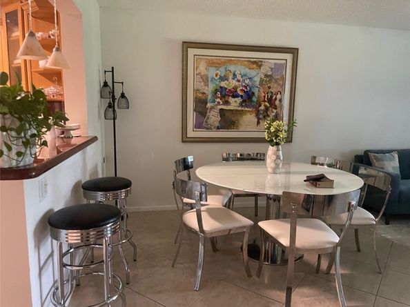 608 SW Natura Blvd 212, Deerfield Beach FL 33441