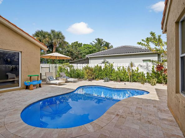 5381 Oakmont Village Circle, Lake Worth FL 33463