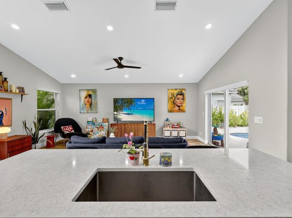 5381 Oakmont Village Circle, Lake Worth FL 33463