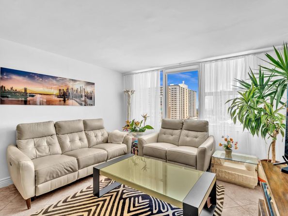 201 N Ocean Boulevard 802, Pompano Beach FL 33062