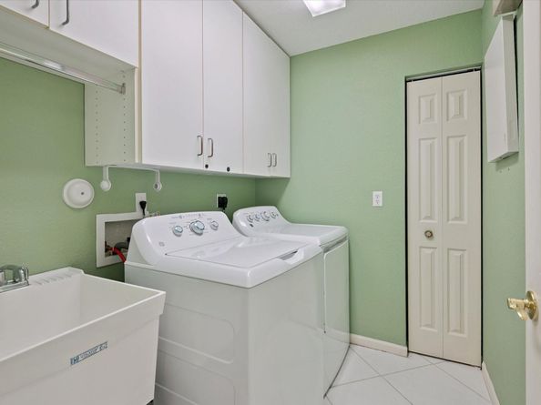 11015 NW 64th Dr, Parkland FL 33076