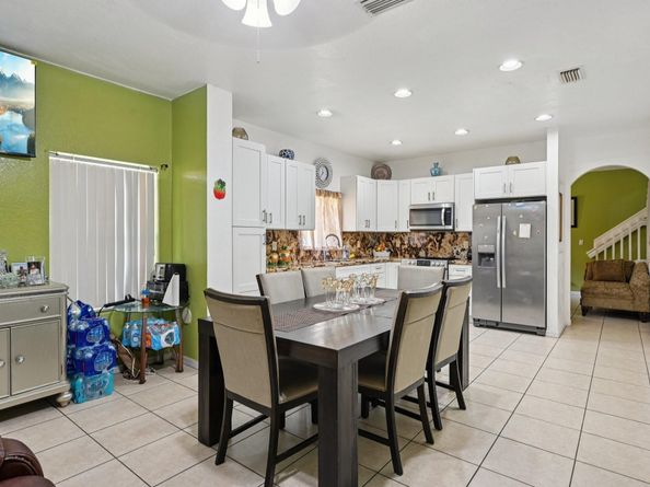 2921 NW 33rd Ter 2921, Lauderdale Lakes FL 33311