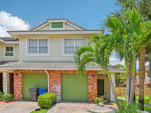 2921 NW 33rd Ter 2921, Lauderdale Lakes FL 33311