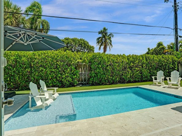 2185 NE 61st Ct, Fort Lauderdale FL 33308
