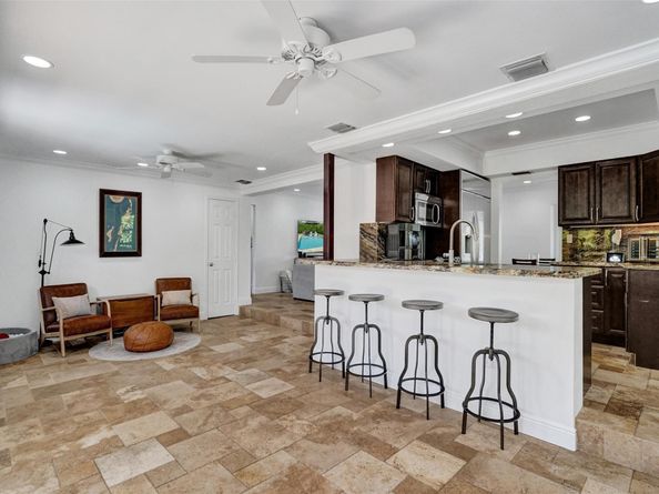 2185 NE 61st Ct, Fort Lauderdale FL 33308