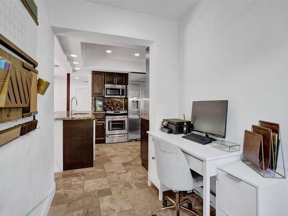 2185 NE 61st Ct, Fort Lauderdale FL 33308