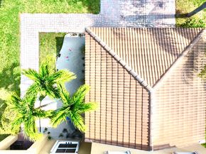 5012 Victoria Circle, West Palm Beach FL 33409