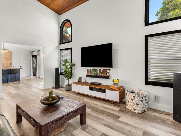4104 NW 2nd Lane, Delray Beach FL 33445
