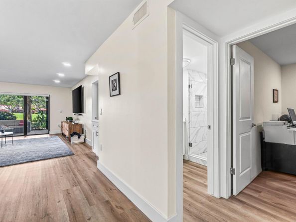18 Stratford Drive Unit E, Boynton Beach FL 33436