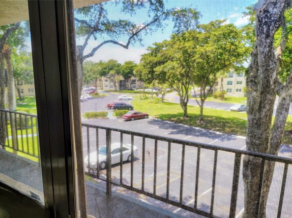 9070 Lime Bay Blvd 308, Tamarac FL 33321