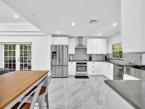 531 NW 207th Ave, Pembroke Pines FL 33029
